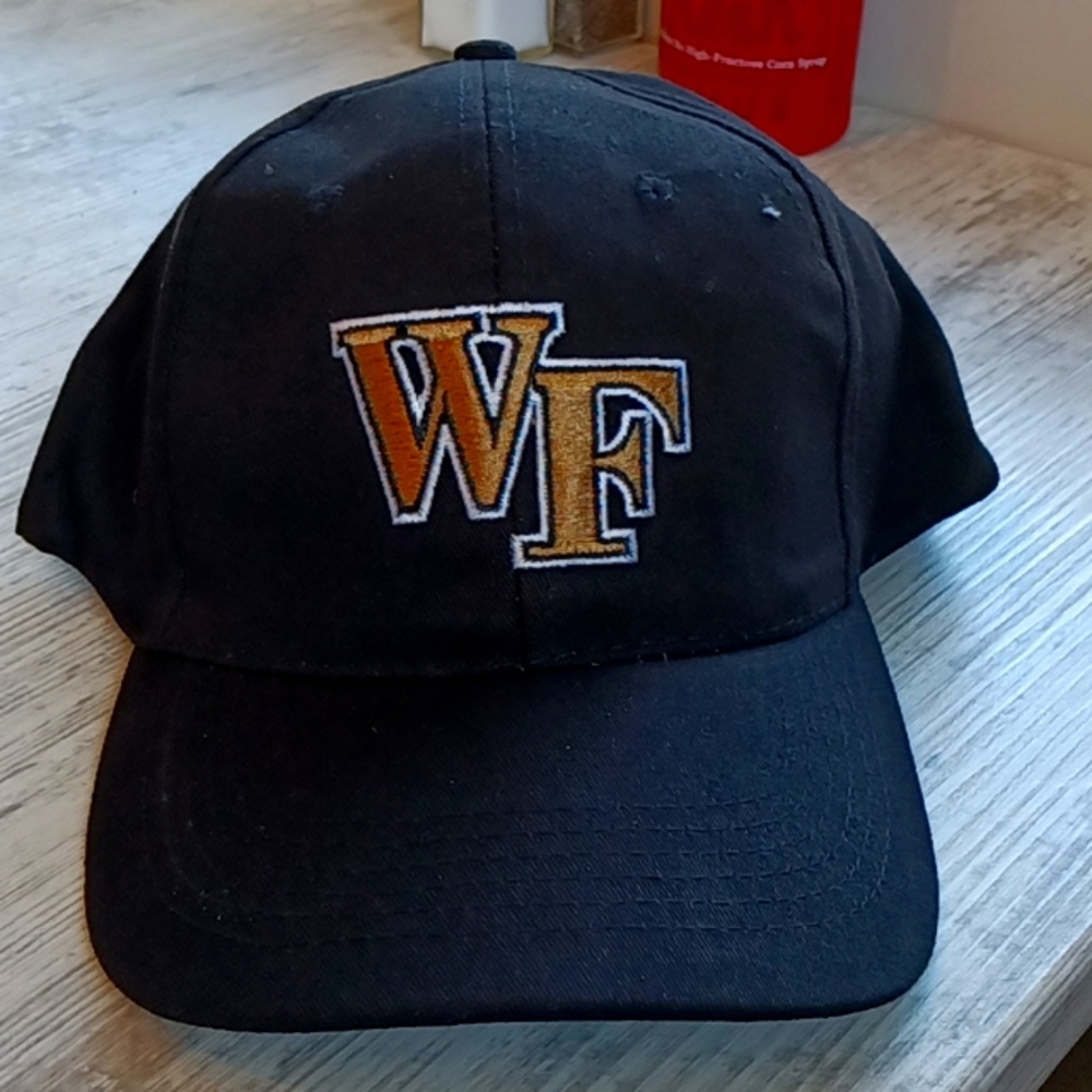 Wake Forest University  hat nwot$28. 1size +free W/F hat